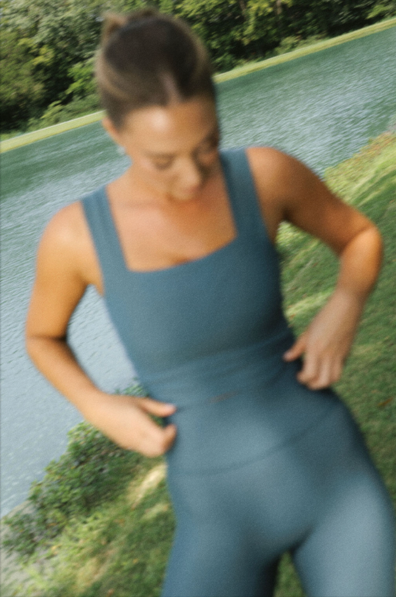 Ribbed Energy Tank