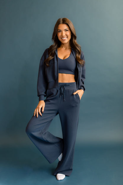 Cloud Form Wide Leg Pant