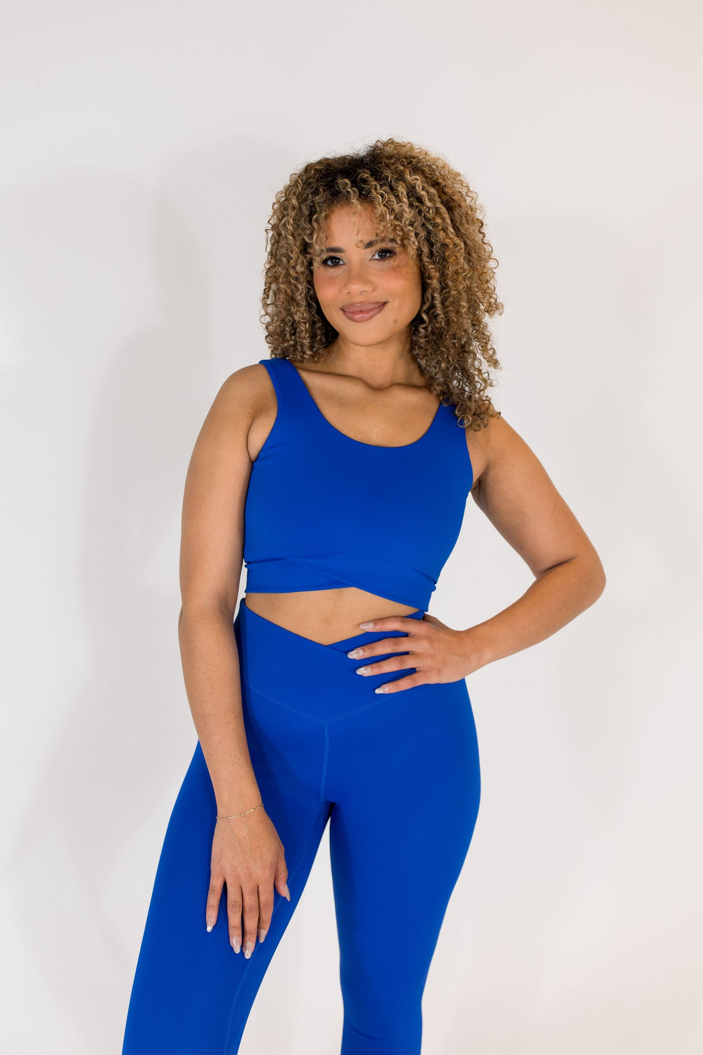 Sculpt CrossOver Crop Top