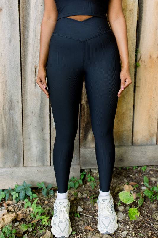 Ribbed Energy Crossover Legging