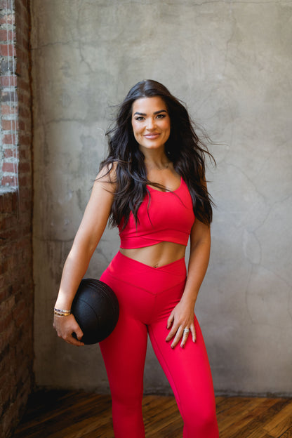 Sculpt CrossOver Crop Top