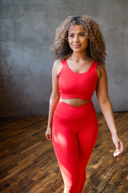 Sculpt CrossOver Crop Top