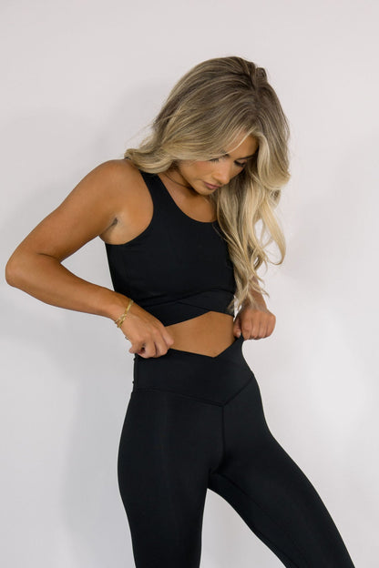 Sculpt CrossOver Crop Top