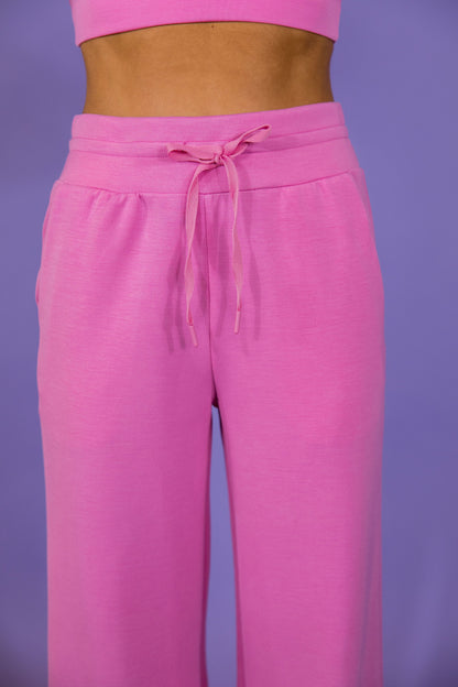 Cloud Form Wide Leg Pant