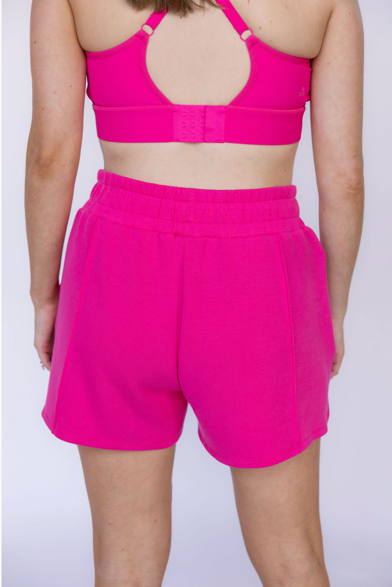 CloudLuxe Everyday Short
