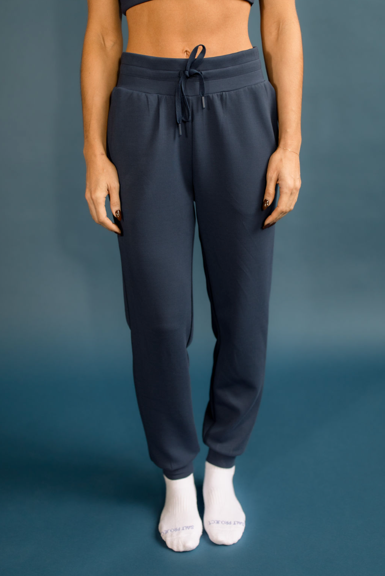 Cloud Form Jogger