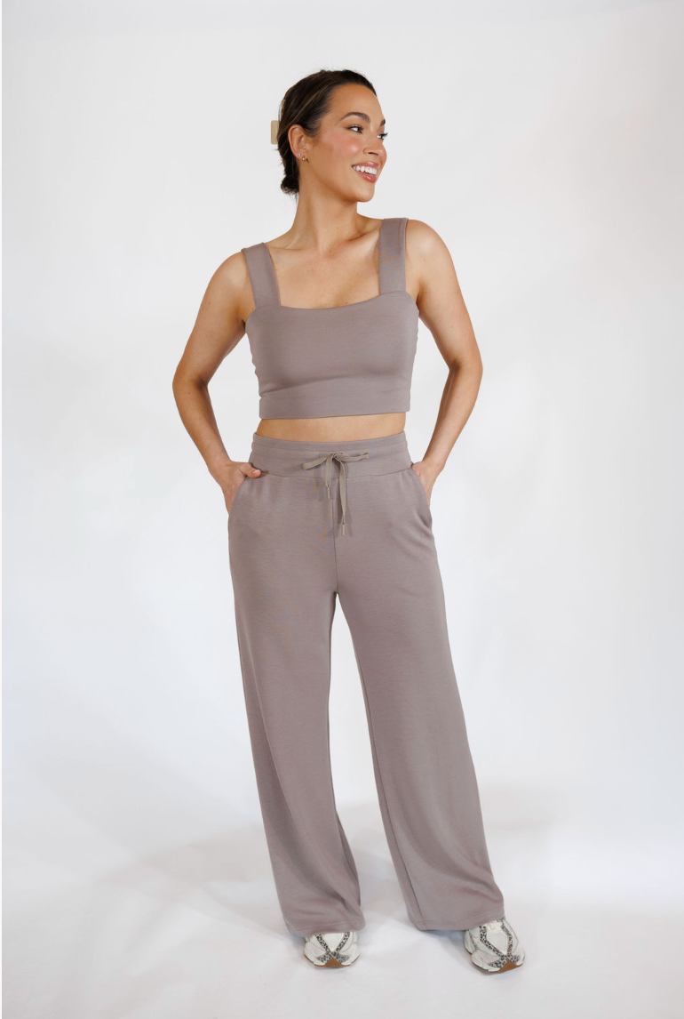 Cloud Form Wide Leg Pant